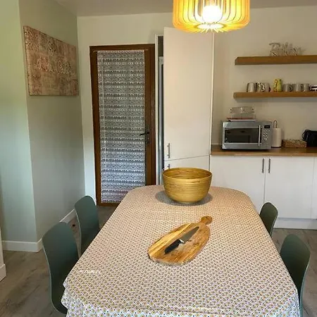 Maison Vallée Vue Avec Piscine Chauffée Villa